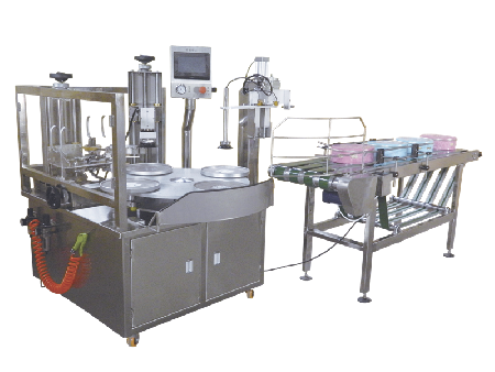 Automatic tape sealing machine